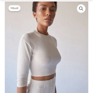 Alohas Relaxed Knit Backless Top Ivory